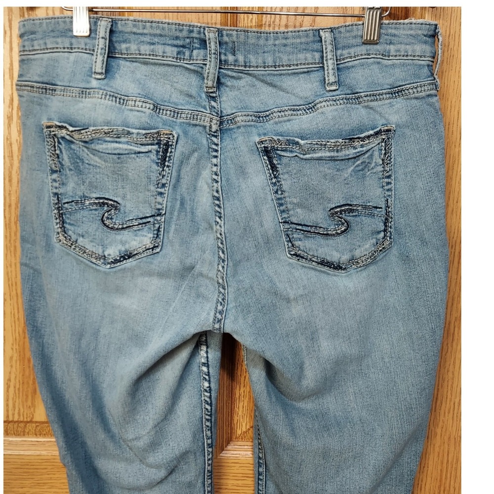 Silver Jeans Co Men's 35x28 Light Wash Straight Leg Denim Jeans